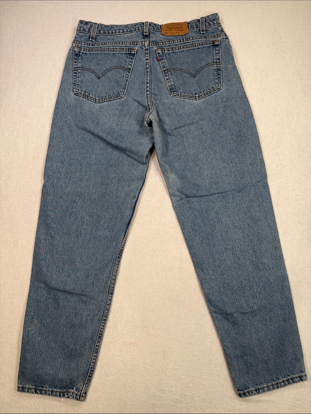 Vintage 1996 Levi's 550 Relaxed Fit Jeans in Light Blue Denim